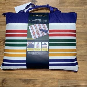 New Pendleton Outdoor Packable Blanket 60x 72”